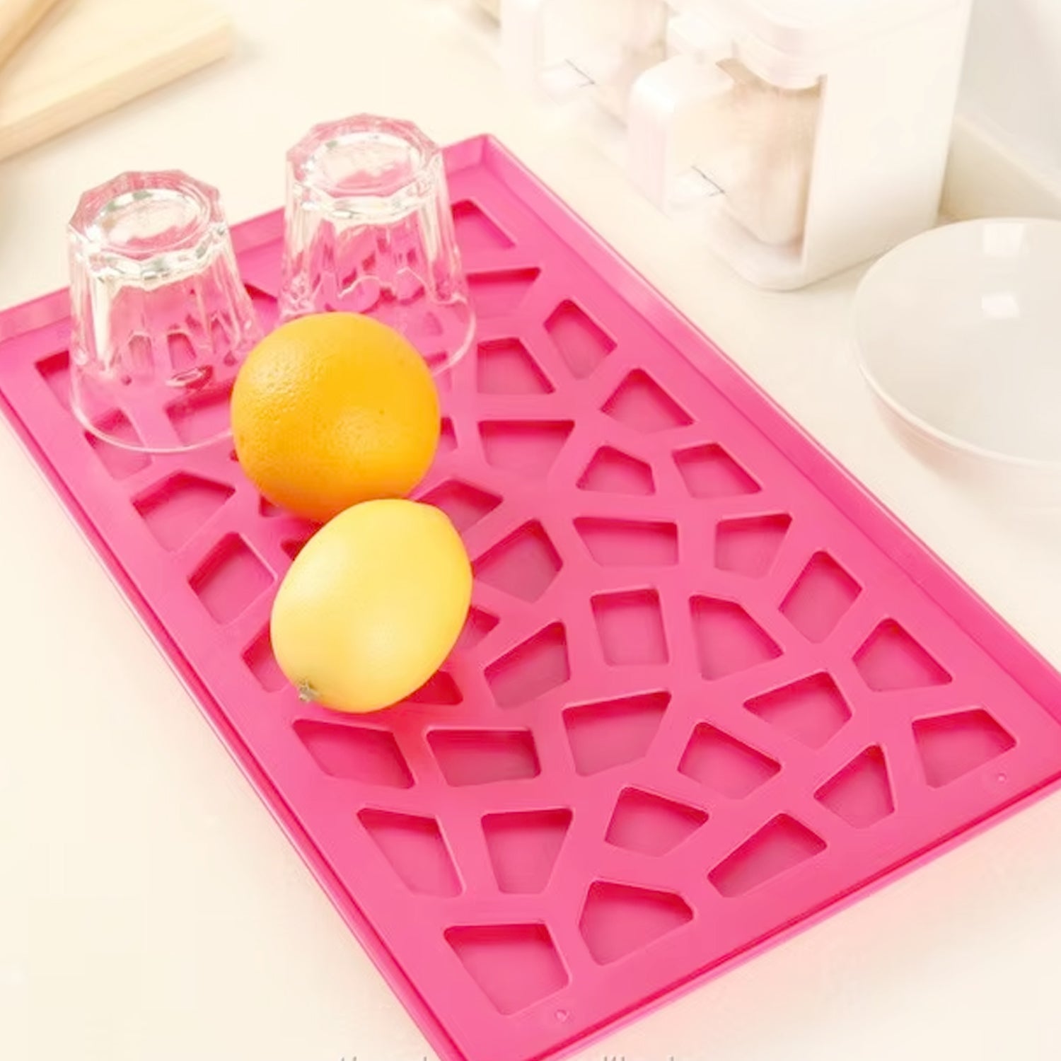 Plastic Kitchen Tray with Modern Hollow Design (40x25 cm) Plastic Kitchen Tray with Modern Hollow Design (40x25 cm)